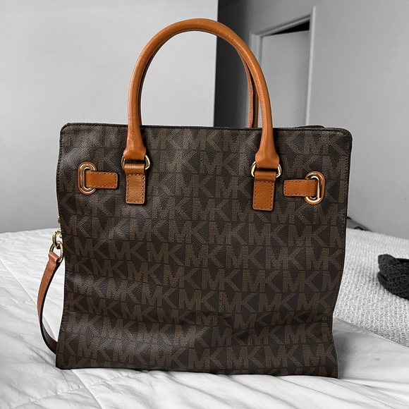 Michael Kors MK Signature PVC Hamilton Large Satchel Tote - Picture 5 of 15